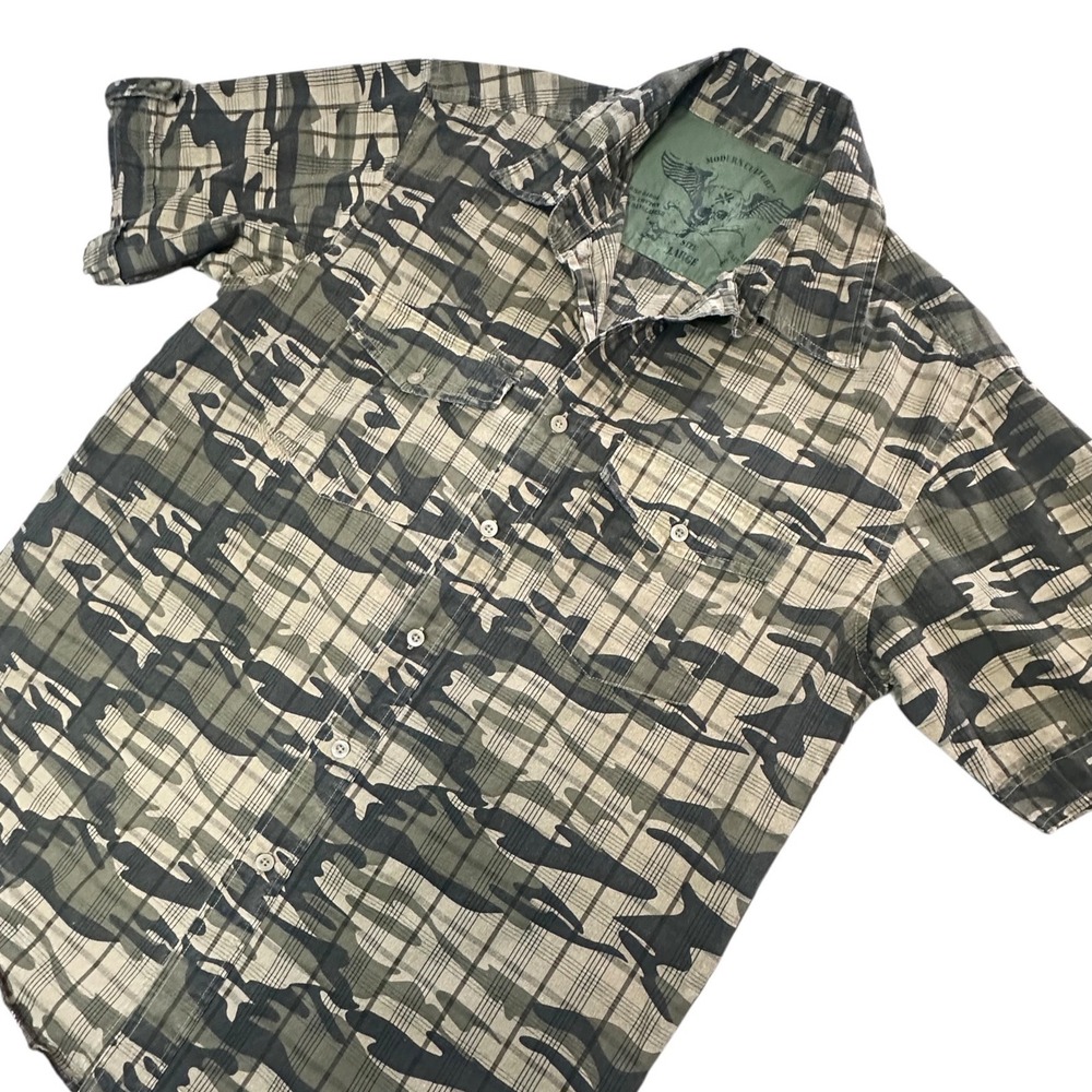 Modern Culture Button Down Mens Large Camo Excellent Military Outdoors Cotton